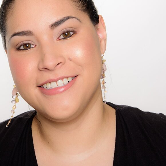 2/$15 Wet n Wild Megaglo Highlighting Powder in Precious Petals - Picture 10 of 11